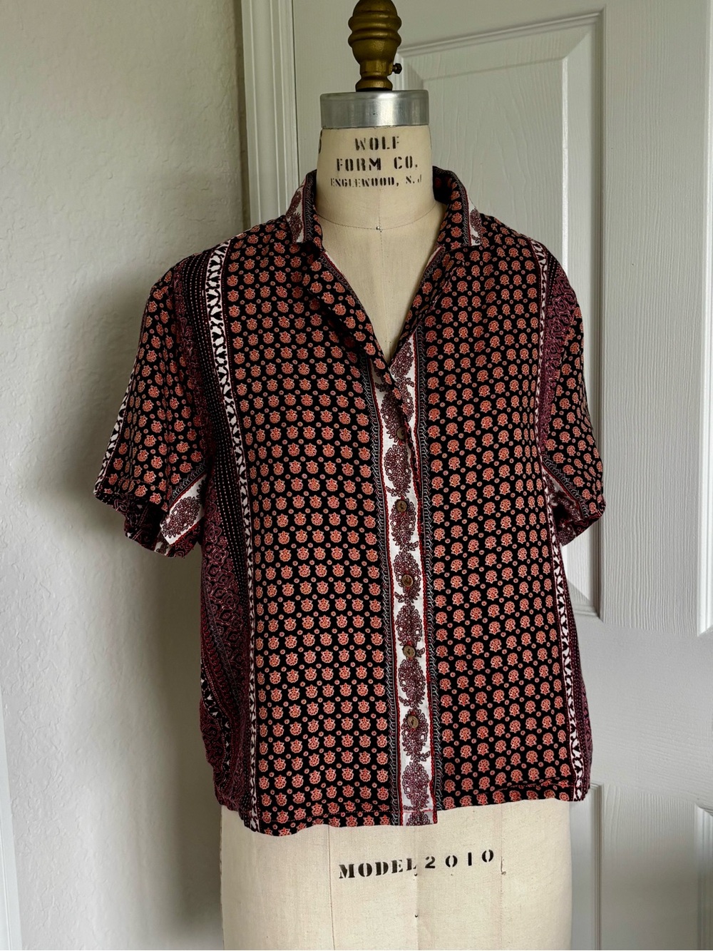 Rachel Zoe Black and Rust Paisley-Panel Short Sleeve Button Front Top
